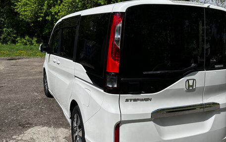 Honda Stepwgn IV, 2015 год, 1 800 000 рублей, 6 фотография