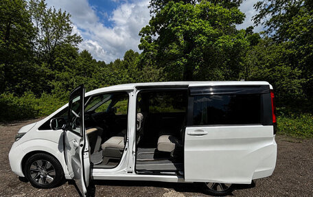 Honda Stepwgn IV, 2015 год, 1 800 000 рублей, 18 фотография