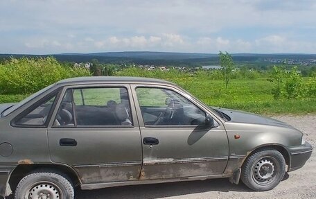 Daewoo Nexia I рестайлинг, 2004 год, 500 000 рублей, 4 фотография