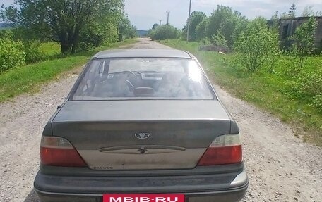 Daewoo Nexia I рестайлинг, 2004 год, 500 000 рублей, 3 фотография