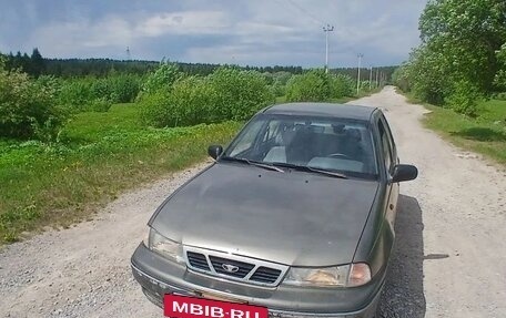 Daewoo Nexia I рестайлинг, 2004 год, 500 000 рублей, 2 фотография