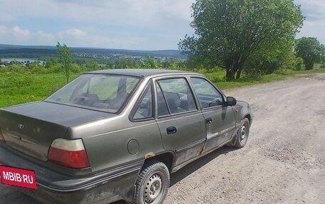 Daewoo Nexia I рестайлинг, 2004 год, 500 000 рублей, 5 фотография