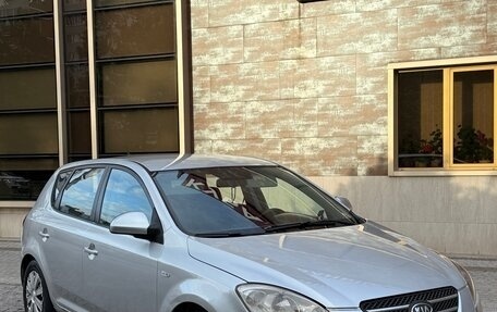 KIA cee'd I рестайлинг, 2007 год, 399 999 рублей, 2 фотография