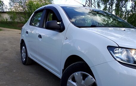 Renault Logan II, 2017 год, 680 000 рублей, 7 фотография