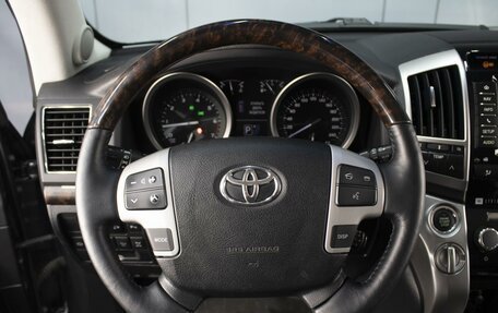 Toyota Land Cruiser 200, 2013 год, 3 900 000 рублей, 11 фотография