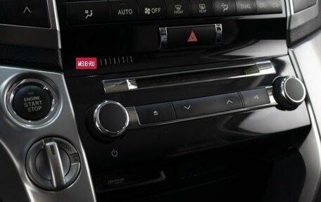Toyota Land Cruiser 200, 2013 год, 3 900 000 рублей, 18 фотография