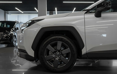 Toyota RAV4, 2026 год, 4 020 000 рублей, 24 фотография