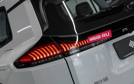 Toyota RAV4, 2026 год, 4 020 000 рублей, 26 фотография