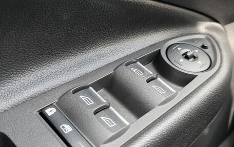 Ford Kuga III, 2015 год, 1 670 000 рублей, 15 фотография
