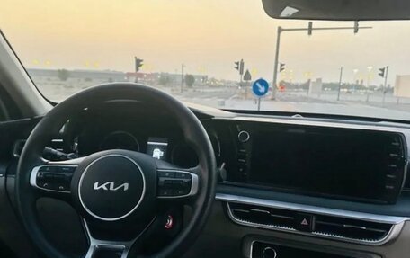 KIA K5, 2022 год, 1 800 000 рублей, 3 фотография