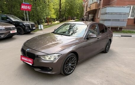 BMW 3 серия, 2012 год, 1 400 000 рублей, 7 фотография