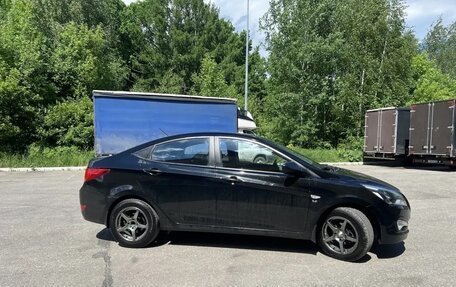 Hyundai Solaris II рестайлинг, 2014 год, 1 100 000 рублей, 3 фотография