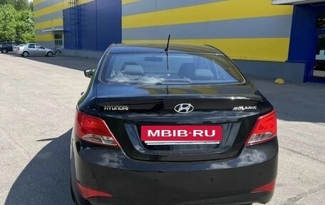 Hyundai Solaris II рестайлинг, 2014 год, 1 100 000 рублей, 4 фотография