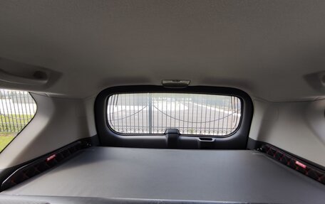 Toyota Land Cruiser Prado 150 рестайлинг 2, 2012 год, 3 250 000 рублей, 12 фотография