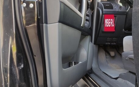 Toyota Land Cruiser Prado 150 рестайлинг 2, 2012 год, 3 250 000 рублей, 7 фотография