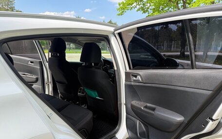 KIA Sportage IV рестайлинг, 2019 год, 2 600 000 рублей, 18 фотография