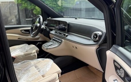 Mercedes-Benz V-Класс, 2025 год, 10 900 000 рублей, 11 фотография