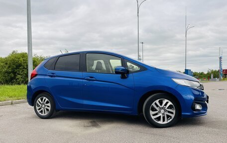 Honda Fit III, 2019 год, 1 300 000 рублей, 4 фотография