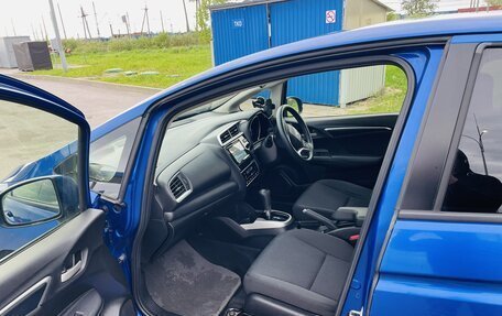 Honda Fit III, 2019 год, 1 300 000 рублей, 7 фотография