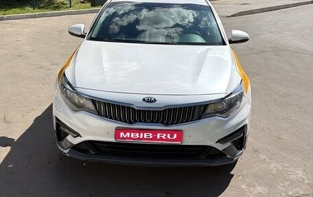 KIA Optima IV, 2019 год, 1 300 000 рублей, 1 фотография
