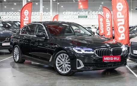 BMW 5 серия, 2021 год, 4 499 000 рублей, 5 фотография