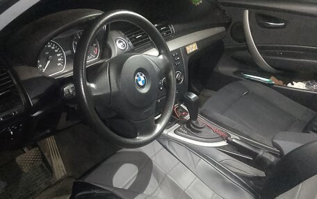 BMW 1 серия, 2010 год, 750 000 рублей, 4 фотография