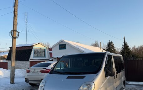 Renault Trafic, 2008 год, 1 450 000 рублей, 2 фотография