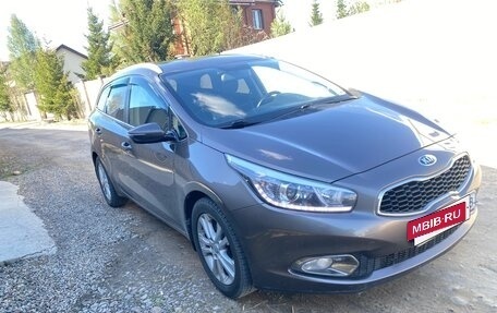KIA cee'd III, 2014 год, 998 000 рублей, 3 фотография