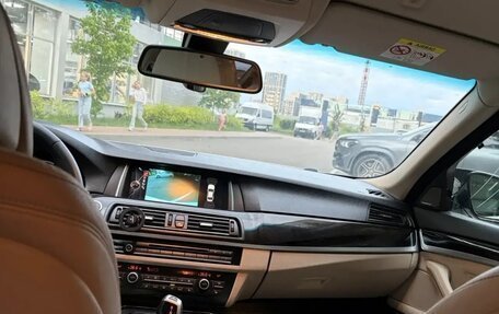 BMW 5 серия, 2014 год, 2 400 000 рублей, 6 фотография