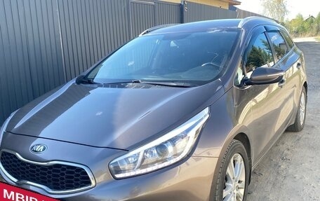 KIA cee'd III, 2014 год, 998 000 рублей, 2 фотография