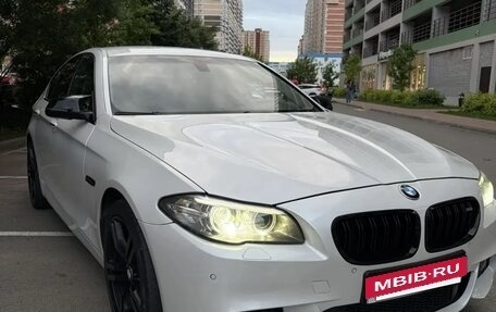 BMW 5 серия, 2014 год, 2 400 000 рублей, 11 фотография