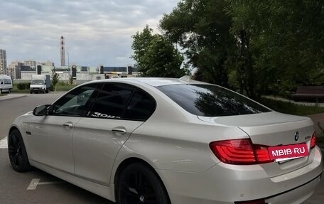 BMW 5 серия, 2014 год, 2 400 000 рублей, 10 фотография