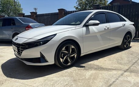 Hyundai Avante, 2020 год, 2 250 000 рублей, 2 фотография