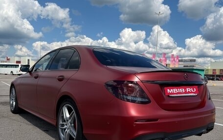 Mercedes-Benz E-Класс AMG, 2017 год, 4 100 000 рублей, 6 фотография