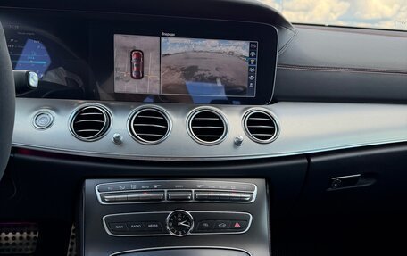 Mercedes-Benz E-Класс AMG, 2017 год, 4 100 000 рублей, 12 фотография