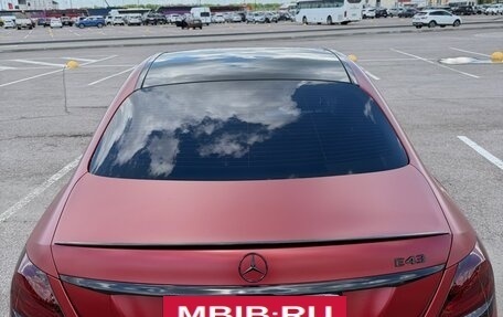 Mercedes-Benz E-Класс AMG, 2017 год, 4 100 000 рублей, 9 фотография