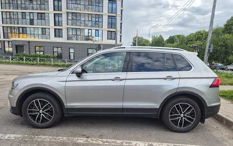 Volkswagen Tiguan II, 2018 год, 2 915 000 рублей, 4 фотография