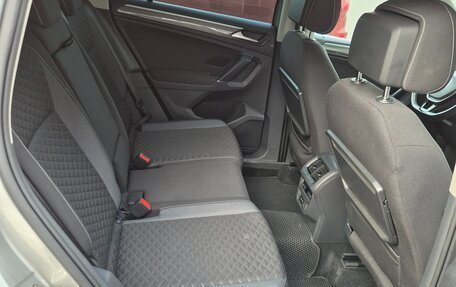 Volkswagen Tiguan II, 2018 год, 2 915 000 рублей, 15 фотография
