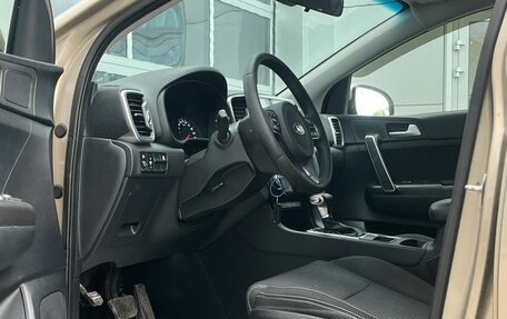 KIA Sportage IV рестайлинг, 2018 год, 1 790 000 рублей, 10 фотография