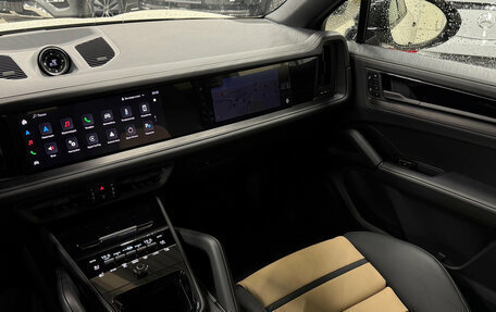 Porsche Cayenne III, 2026 год, 18 790 000 рублей, 17 фотография