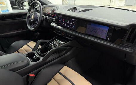 Porsche Cayenne III, 2026 год, 18 790 000 рублей, 13 фотография