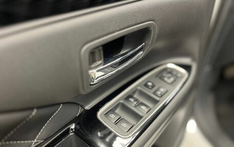Mitsubishi Outlander III рестайлинг 3, 2022 год, 2 550 000 рублей, 12 фотография