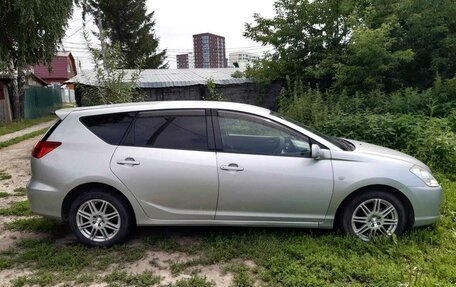 Toyota Caldina, 2002 год, 650 000 рублей, 2 фотография