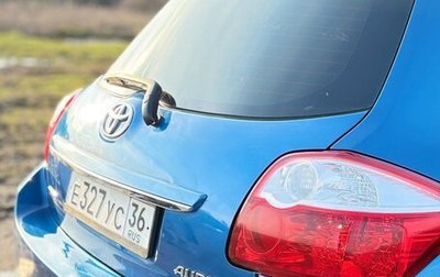 Toyota Auris II, 2011 год, 820 000 рублей, 1 фотография