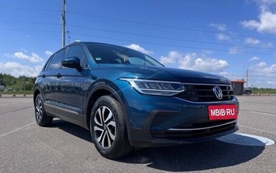 Volkswagen Tiguan II, 2021 год, 2 200 000 рублей, 1 фотография