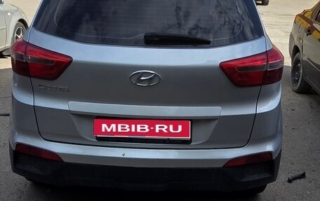 Hyundai Creta I рестайлинг, 2018 год, 800 000 рублей, 1 фотография