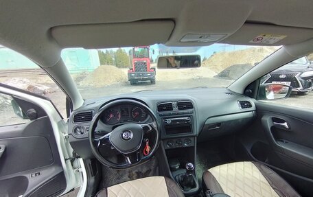 Volkswagen Polo VI (EU Market), 2015 год, 650 000 рублей, 1 фотография