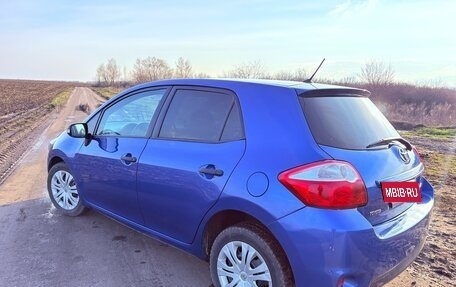 Toyota Auris II, 2011 год, 820 000 рублей, 4 фотография