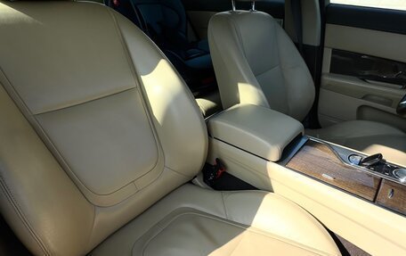 Jaguar XF I рестайлинг, 2012 год, 700 000 рублей, 4 фотография