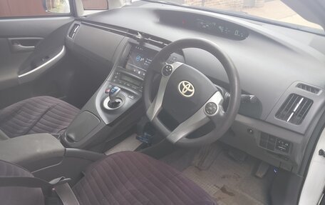 Toyota Prius, 2009 год, 1 070 000 рублей, 7 фотография